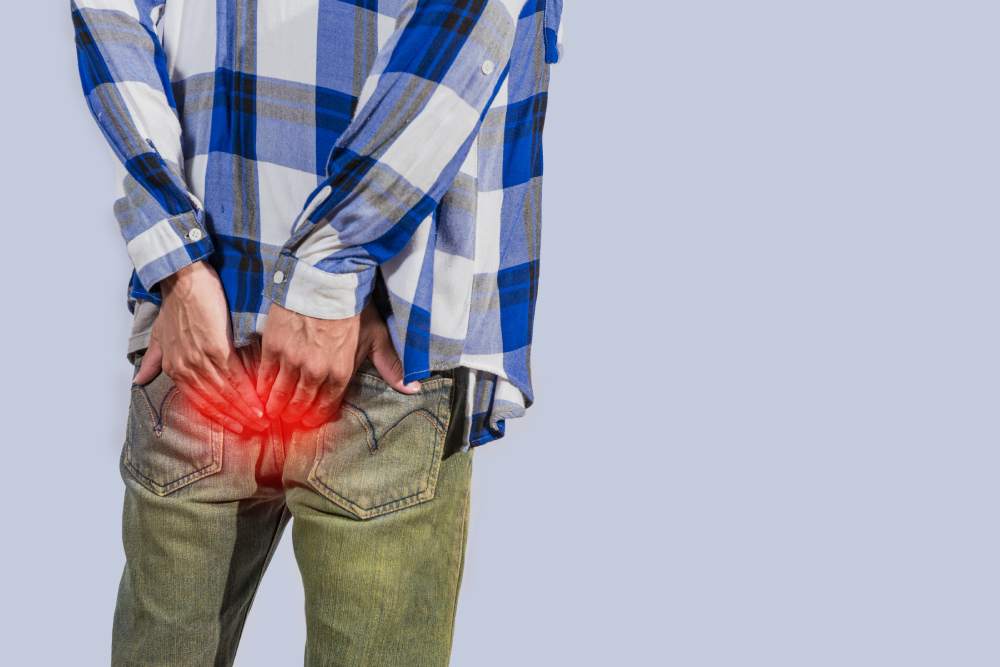 Ligadura de Hemorroides con el Dr. José León Chirinos Revilla